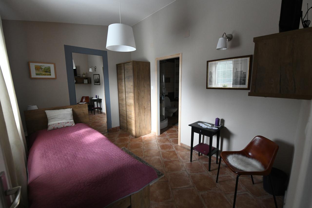 Klet Cinkus Bed & Breakfast Hrvatski Leskovac Ngoại thất bức ảnh