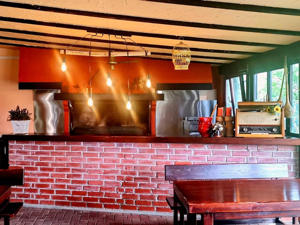 Klet Cinkus Bed & Breakfast Hrvatski Leskovac Ngoại thất bức ảnh