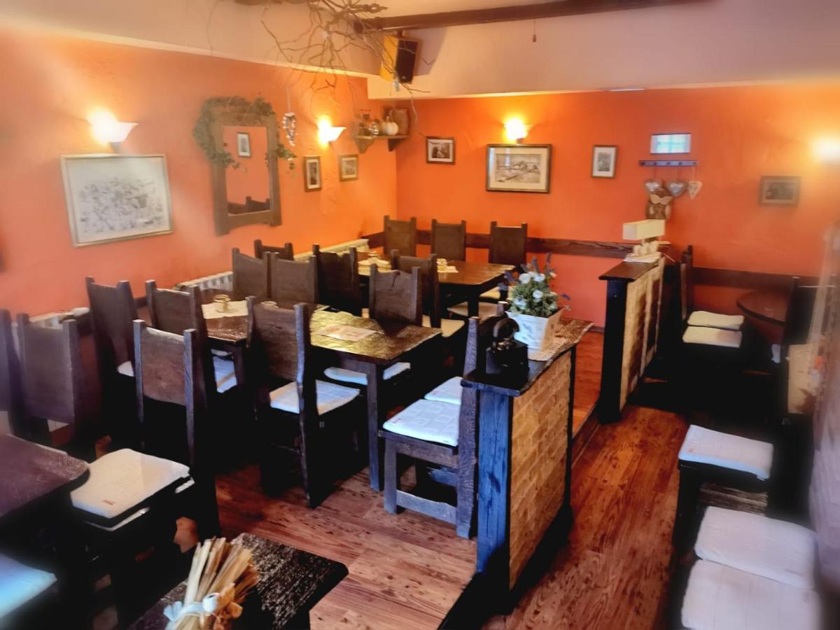 Klet Cinkus Bed & Breakfast Hrvatski Leskovac Ngoại thất bức ảnh